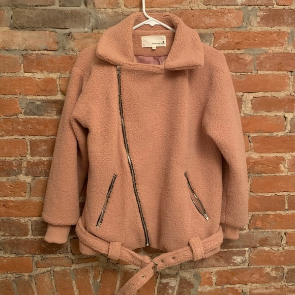 Pocketed Sherpa Motto Jacket - Mauve - Picture 5 of 7